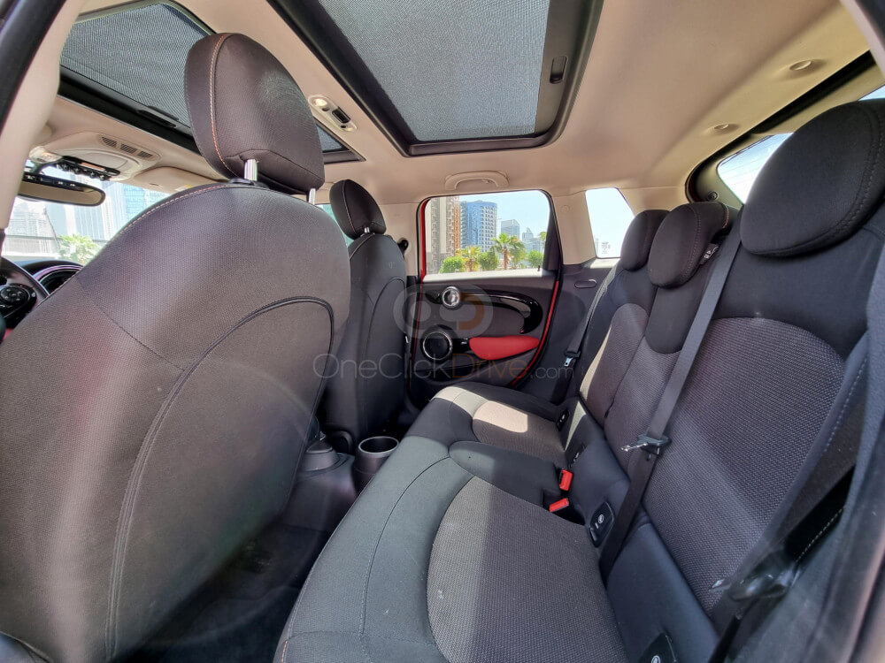 Mini_Cooper_2019_13205_13205_5572969652-7_small