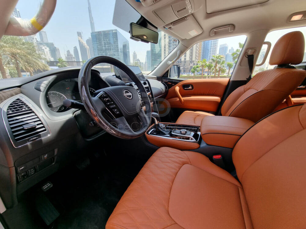 Nissan_Patrol_2022_13079_13079_5319898389-9_small