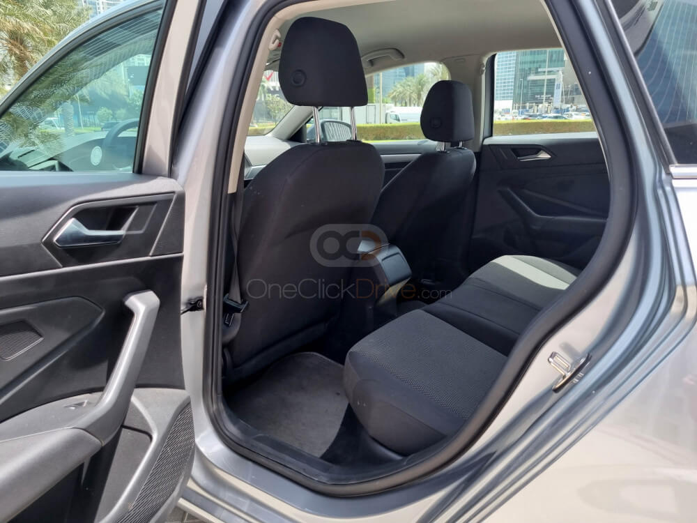 Volkswagen_Jetta_2021_13099_13099_5337246502-1_small